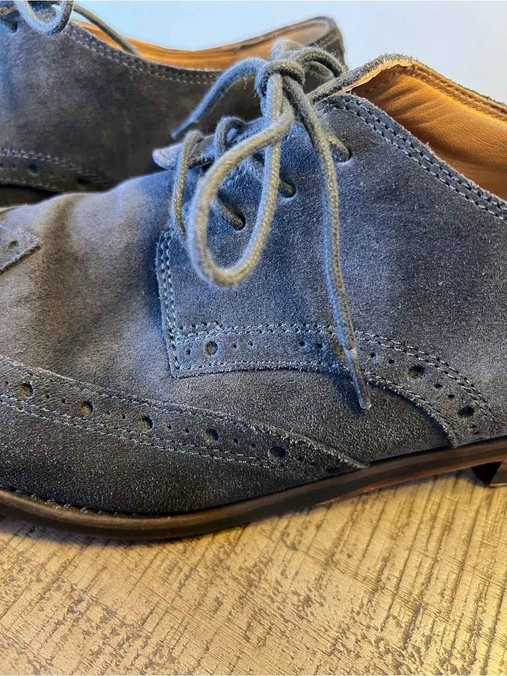 Clarks Men's Exton Brogue Navy Suede Wingtip Oxfords. Size 9.5